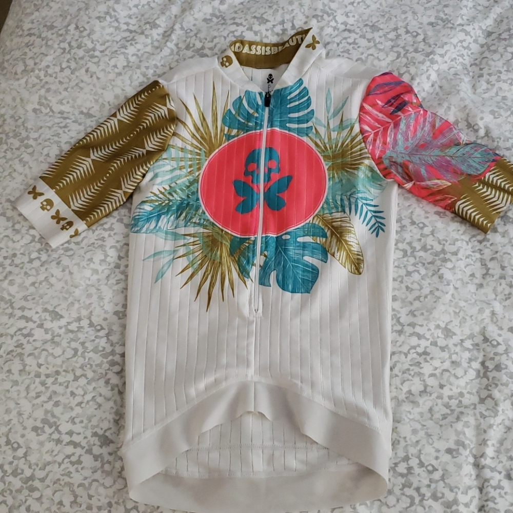 Betty designs cycling Jersey Kona 16